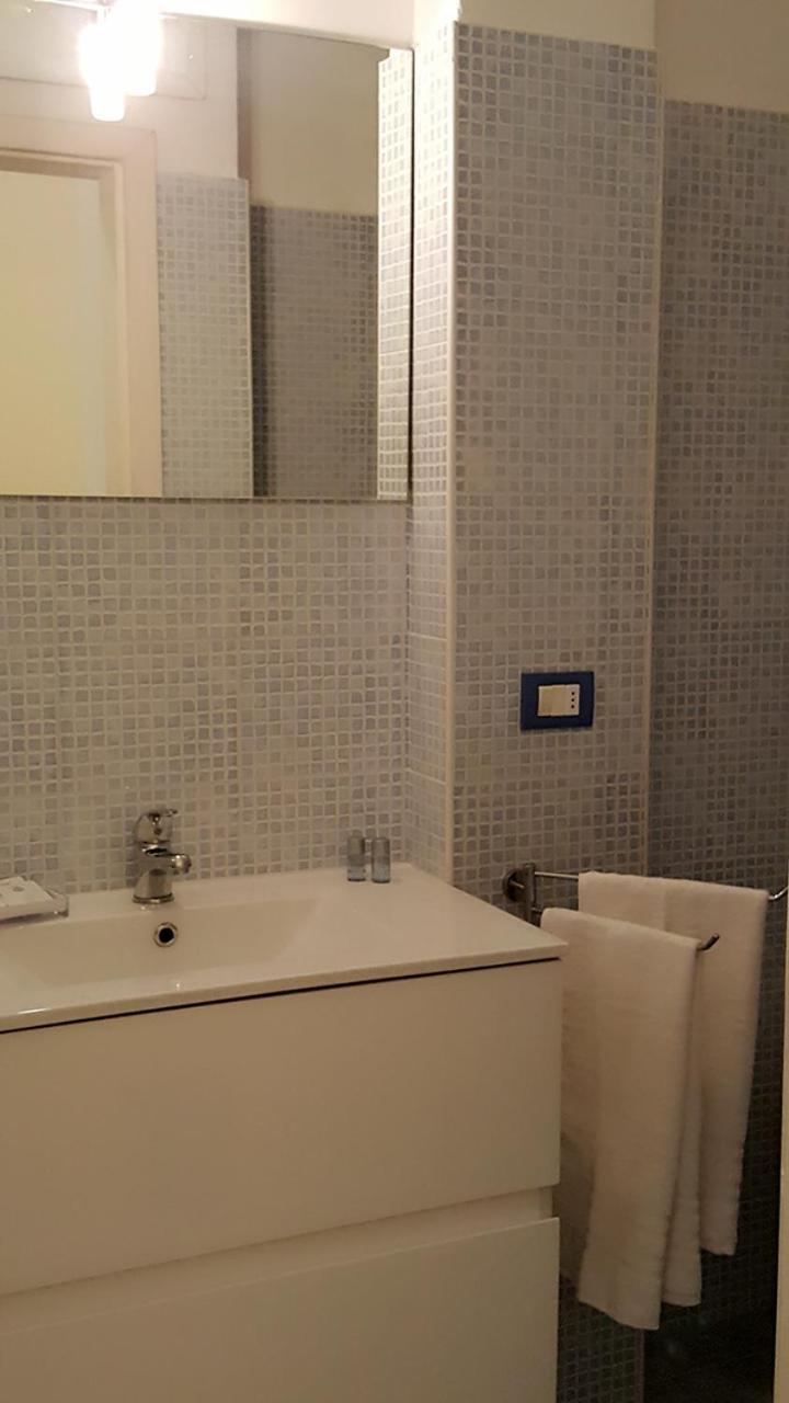 Happy Apartment Лечче Екстер'єр фото