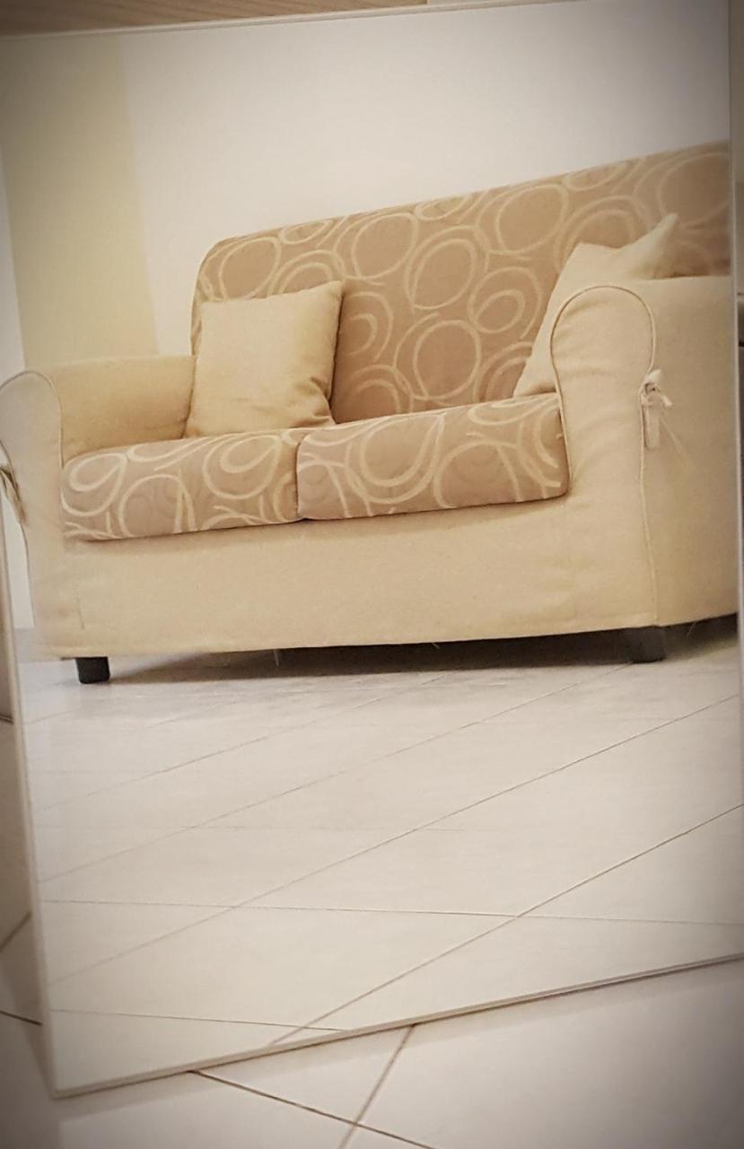 Happy Apartment Лечче Екстер'єр фото